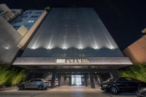 Simjak Hotel by Aank